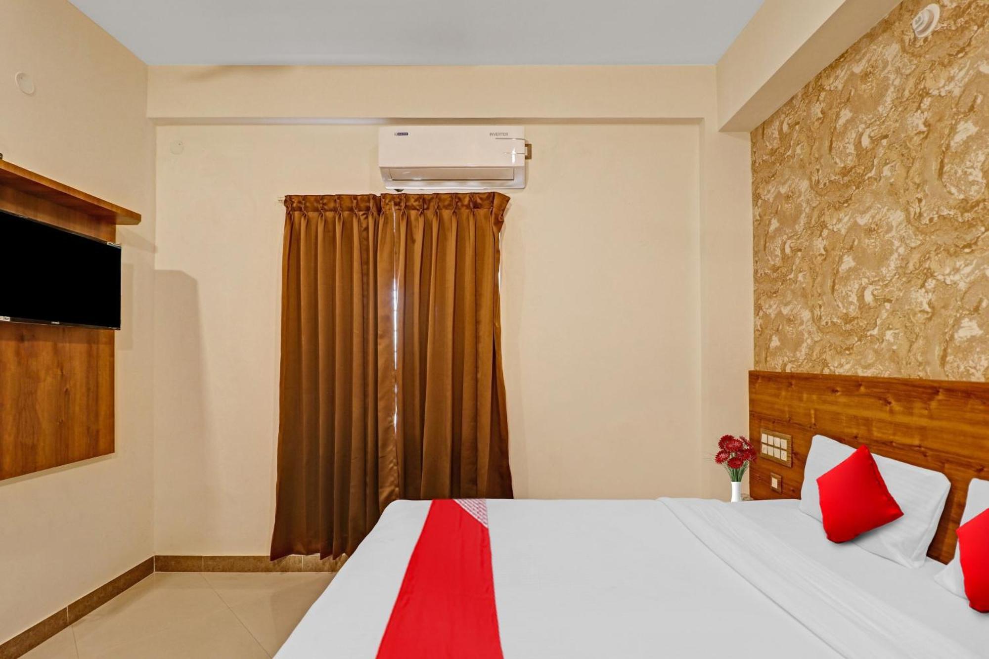 Hotel O Formula Vanivilasa Puram Exterior photo