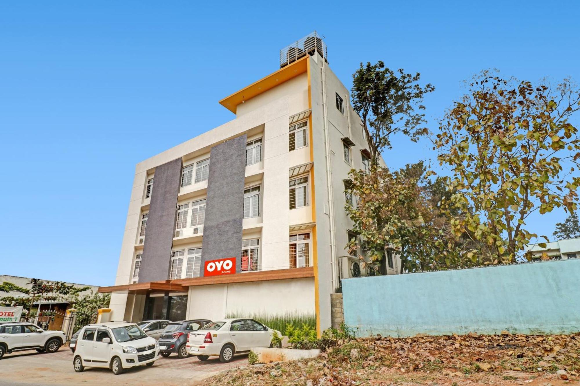 Hotel O Formula Vanivilasa Puram Exterior photo